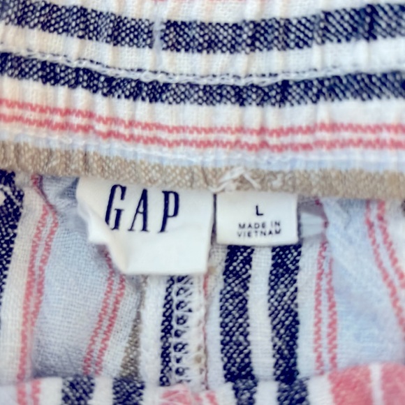 Gap linen/rayon shorts - Picture 3 of 4
